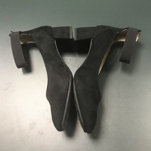 White Mountain Makala black suedette